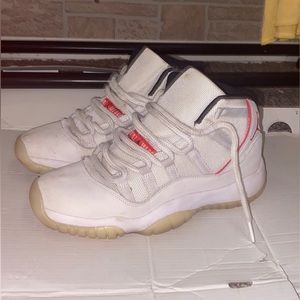 Air Jordan 11 Retro (GS) Platinum Tint